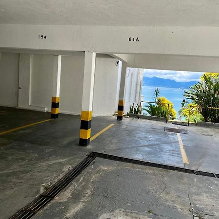 Apartmán Linda Cobertura Duplex, Pe Na Areia,Vista Linda. Caraguatatuba Exteriér fotografie
