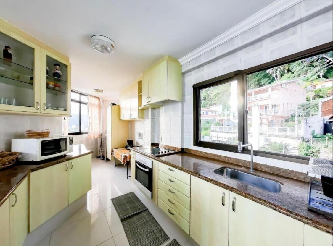 Apartmán Linda Cobertura Duplex, Pe Na Areia,Vista Linda. Caraguatatuba Exteriér fotografie