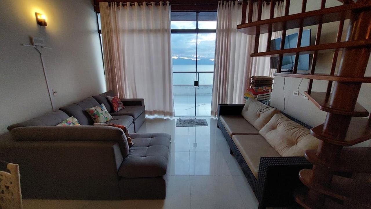 Apartmán Linda Cobertura Duplex, Pe Na Areia,Vista Linda. Caraguatatuba Exteriér fotografie