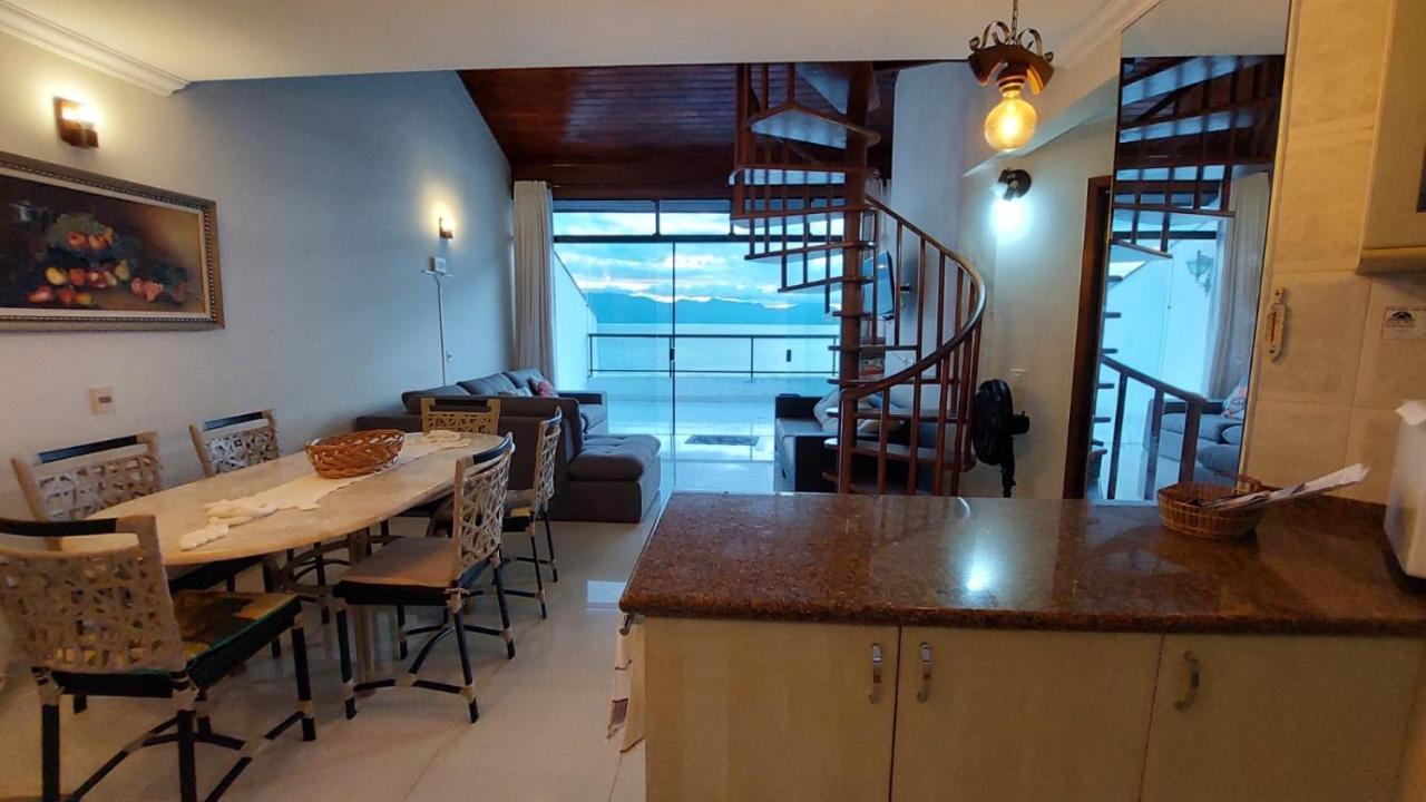 Apartmán Linda Cobertura Duplex, Pe Na Areia,Vista Linda. Caraguatatuba Exteriér fotografie